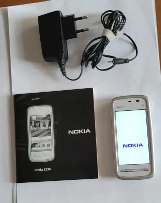 Cellulare Nokia 5230 funzionante con istruzioni