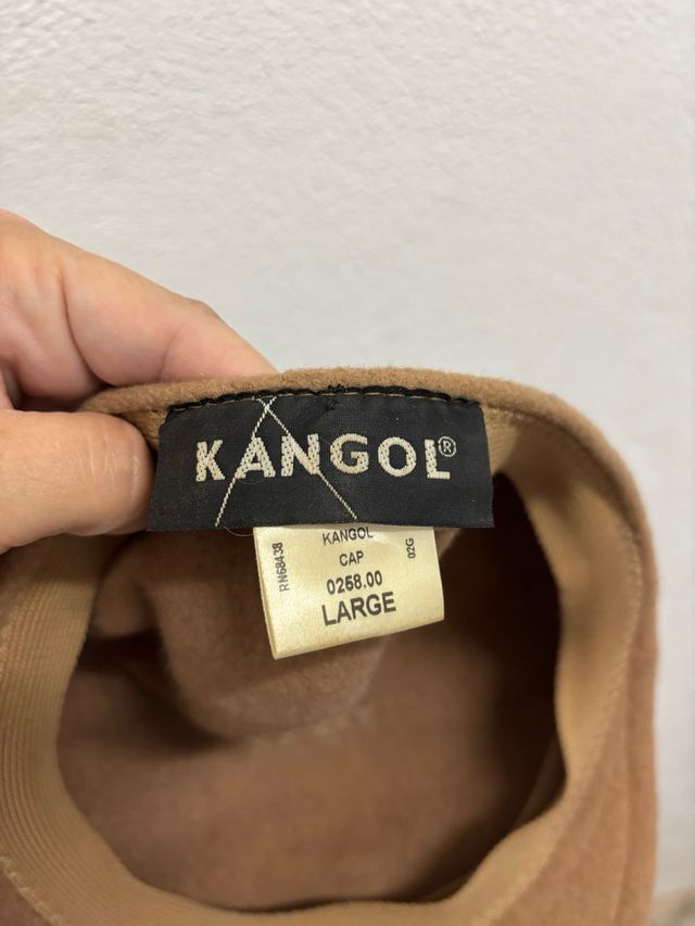 Gorra Kangol de paño marrón