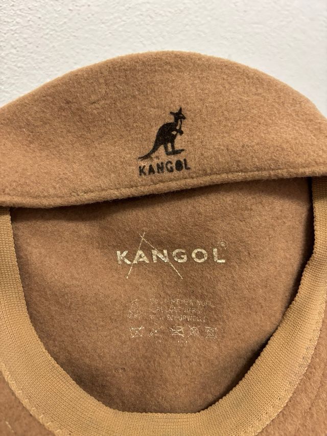 Gorra Kangol de paño marrón