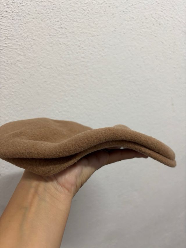 Gorra Kangol de paño marrón