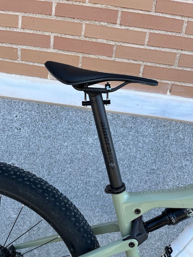 Orbea Oiz M20 TR Talla S. Todo en carbono.