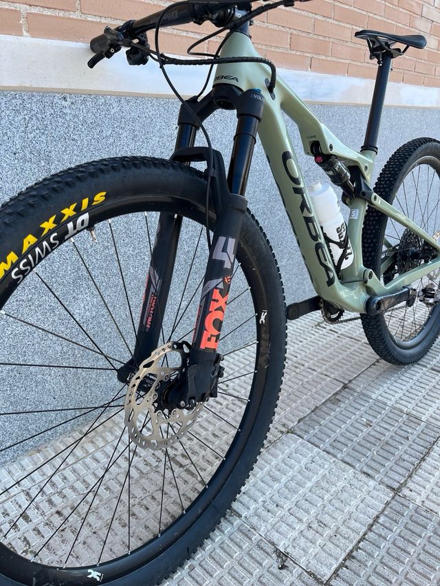 Orbea Oiz M20 TR Talla S. Todo en carbono.