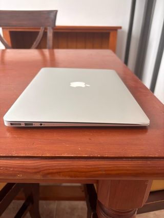 MacBook Air A1466 13 Plata