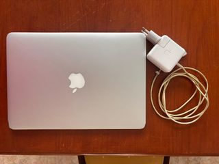 MacBook Air A1466 13 Plata