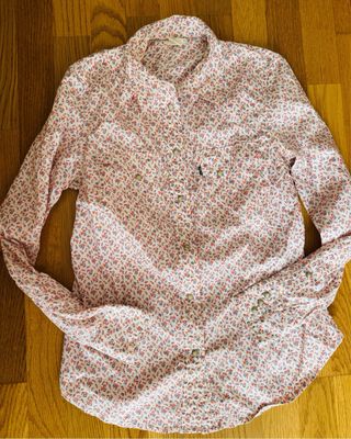 2 Camisas Levi's Talla M
corte entallado 