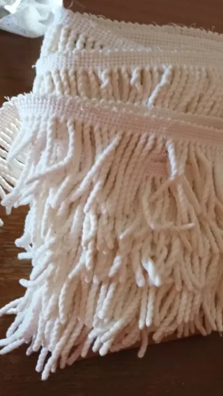Frangia bianca in cotone