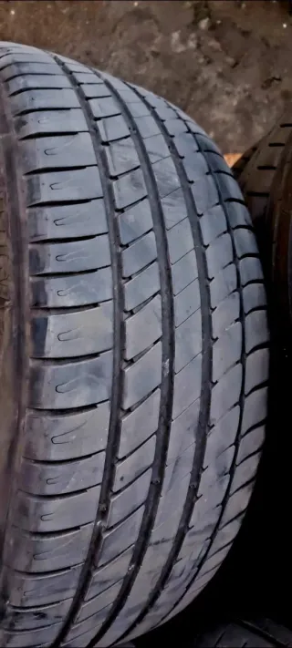 Neumático 225/50 R17 94H