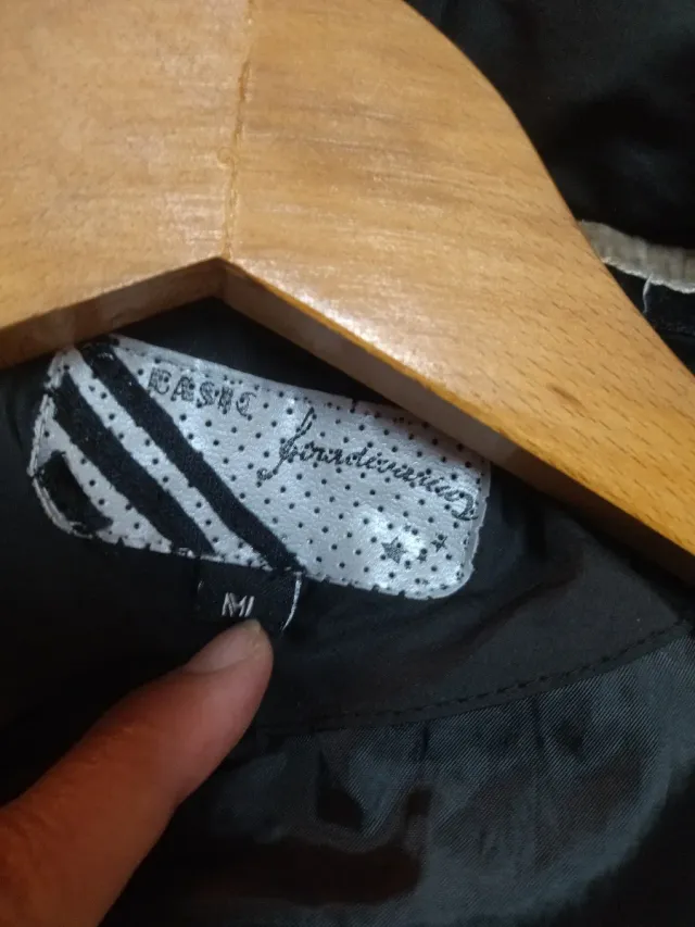 Abrigo acolchado mujer negro