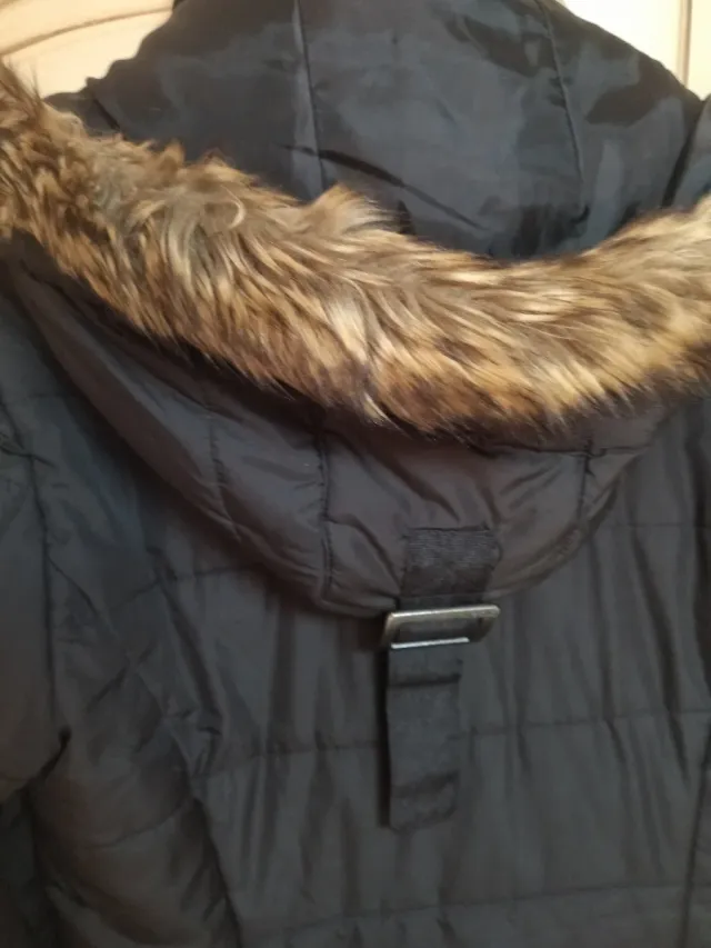 Abrigo acolchado mujer negro