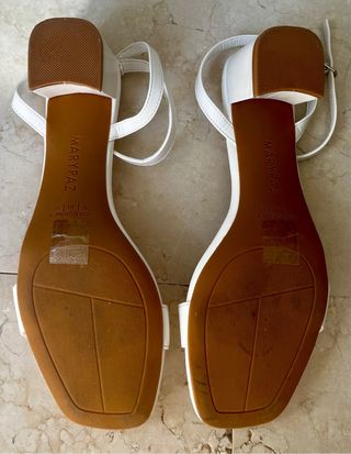 Sandalias tacón medio-bajo MARYPAZ blancas