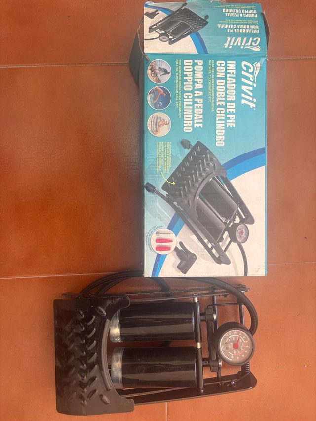 Inflador de pie Crivit doble cilindro