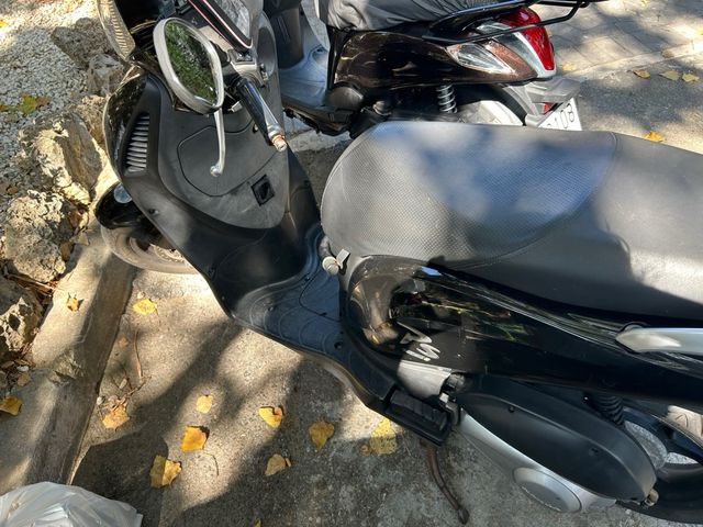 Honda PS Passion 125 cc Inyección Scooter
et