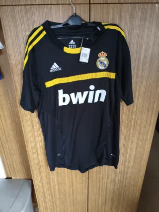 Camiseta Real Madrid Ozil Adidas Negra Amarilla