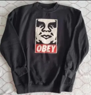 Sudadera OBEY Negra