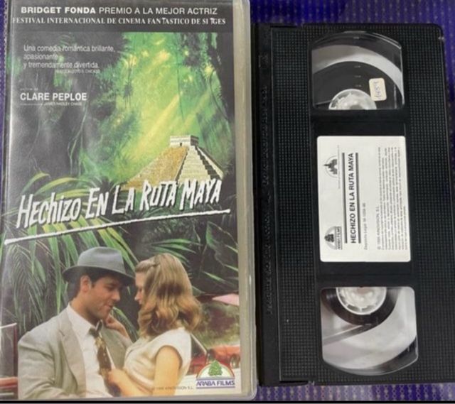 Lotto n. 161 con 10 film VHS misti