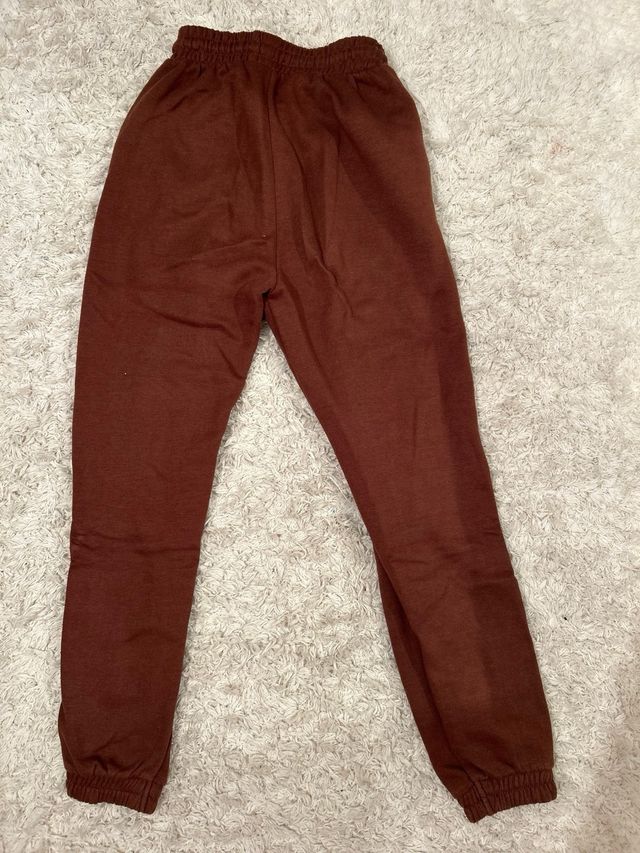 Pantalones deportivos marrones ZARA