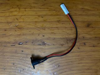 Cable de carga para patinete eléctrico