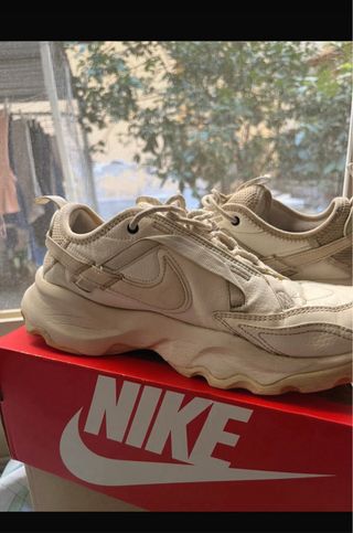 Zapatillas Nike Beige/Blanco