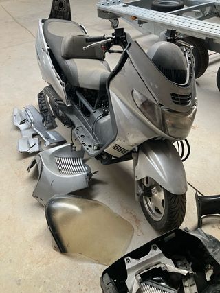 Suzuki Burgman 400 Despiece