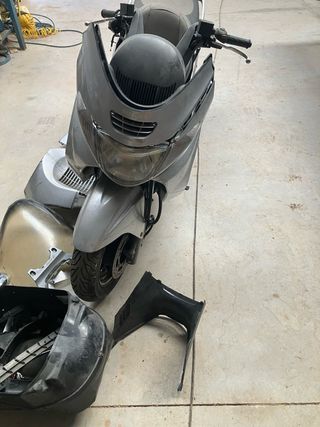 Suzuki Burgman 400 Despiece