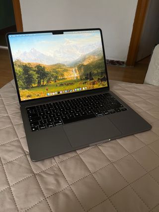 MacBook Air 13” (2024) 16 GB RAM 512 GB Gris