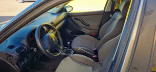 SEAT Leon 2004