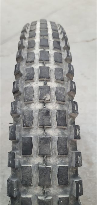 Neumático Mixto Moto Enduro 