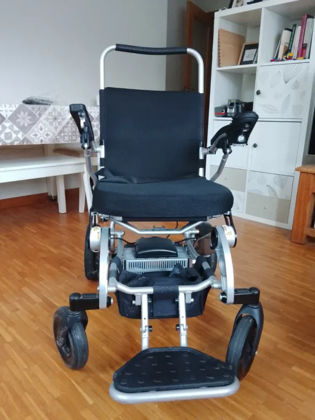 SILLA DE RUEDAS PELGABLE ELÉCTRICA DE SOROLLA