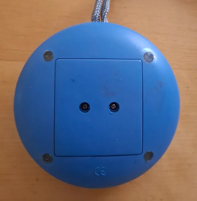 Radio AM/FM portátil funcionamiento a pilas