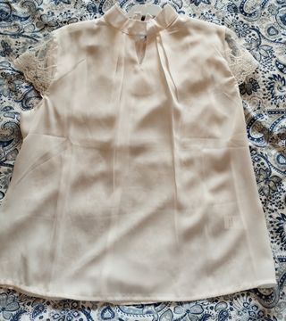Variado de blusas/ tops, varios colores y precio 