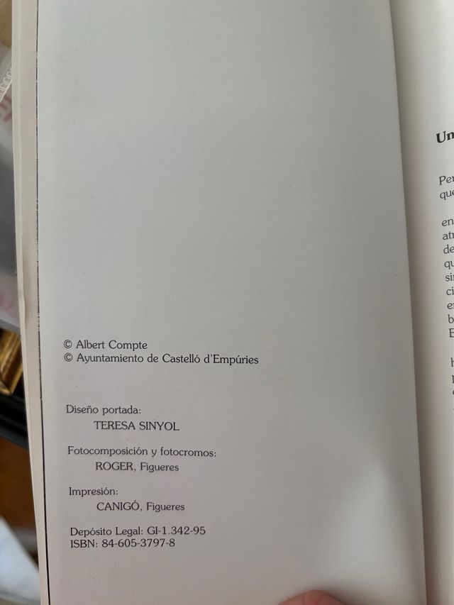 Castelló d'Empúries: El centro histórico. Empuriab