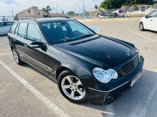 Mercedes-Benz Clase C 2006