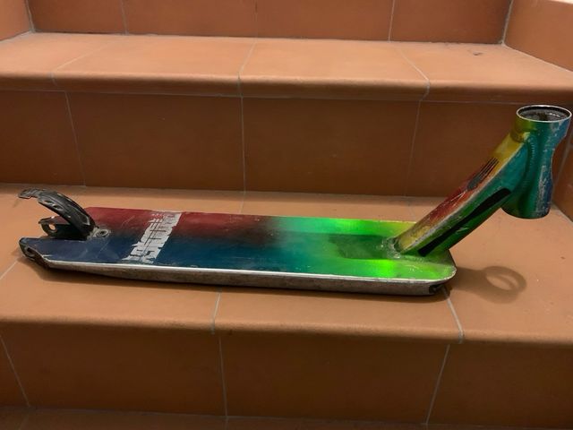 Tabla Scooter Freestyle Arcoíris