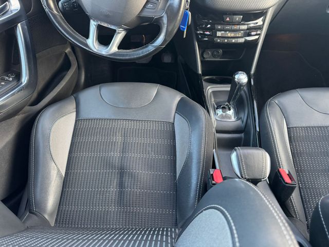 PEUGEOT 2008 1.6 BlueHDi 100CV | SUV Compacto