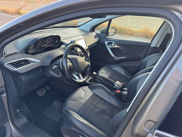 PEUGEOT 2008 1.6 BlueHDi 100CV | SUV Compacto