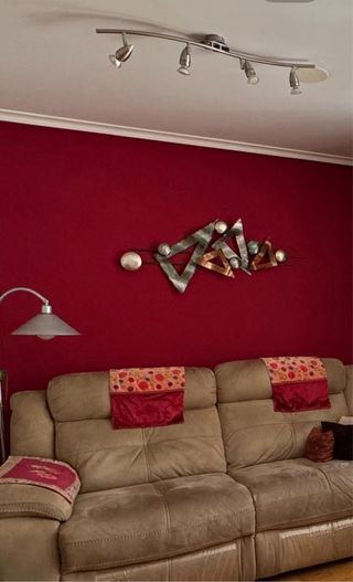 Adorno de pared metálico multicolor