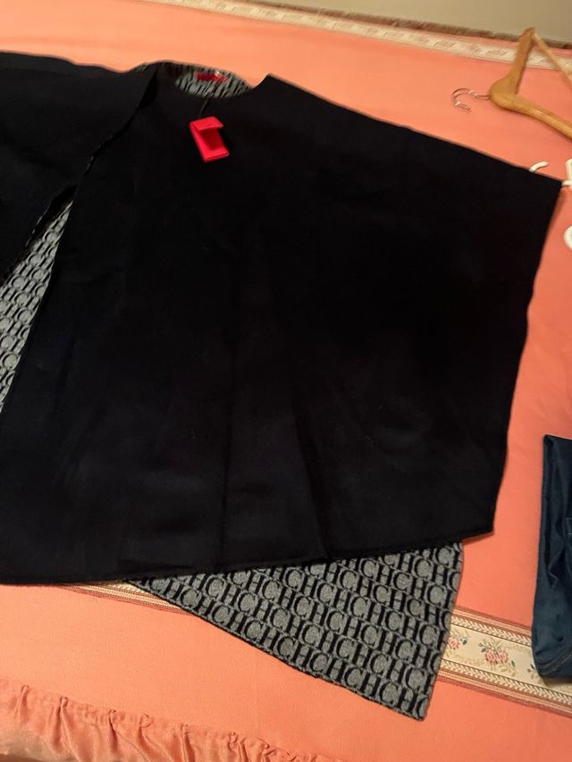 OCCASIONE!!! Cappa in lana Carolina Herrera Taglia Unica