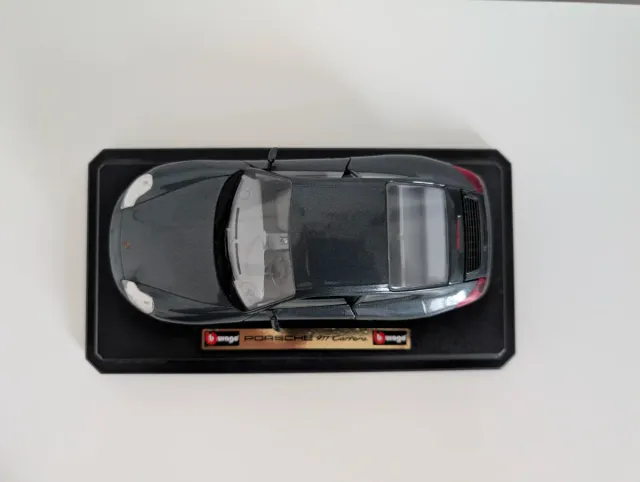 Modellino Porsche 911 Carrera Burago