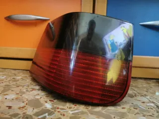 Faro Trasero Derecho Ibiza 6K GT + porta-lámparas.