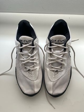 Zapatos de Baloncesto Nike (G.T Cut Academy)