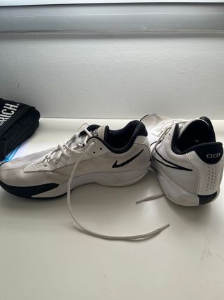 Zapatos de Baloncesto Nike (G.T Cut Academy)