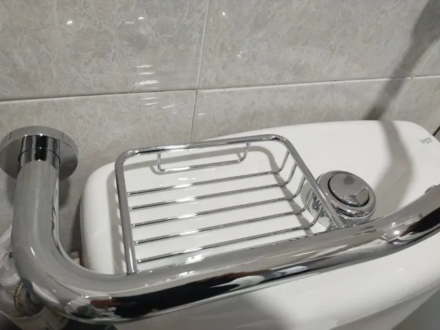 Barra de agarre con jabonera NUEVA