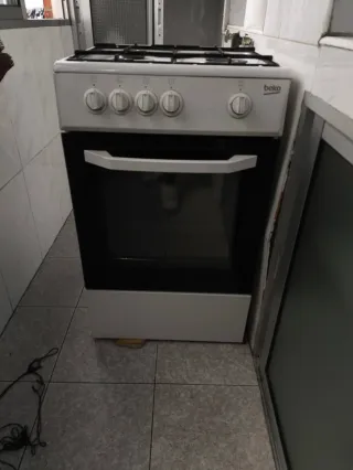 Conjunto Horno+Cocina gas 4 fuegos (butano/gas nat