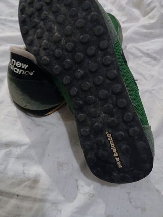 Zapatillas New Balance grises y verdes
