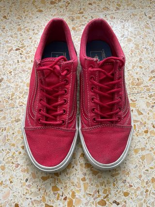 Vans Old Skool rosse e bianche