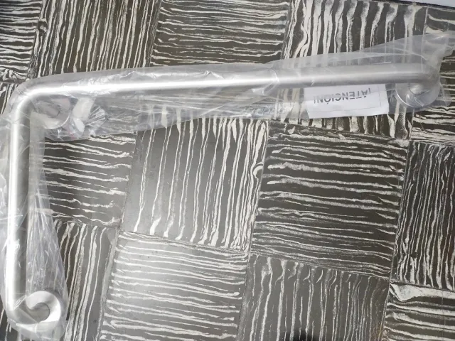 Barra de agarre nueva