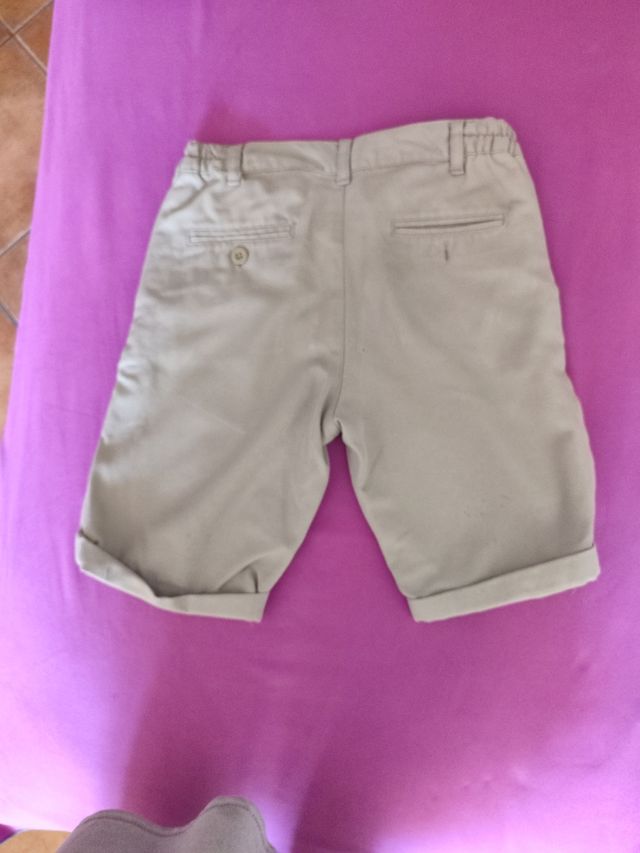 Pantalón corto uniforme Los Pinos Talla 12