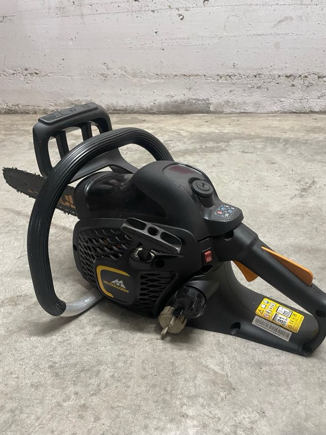 Motosierra gasolina McCulloch CS 35