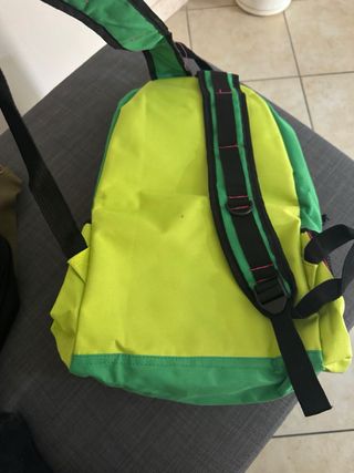 Zaino con disegno delle witch