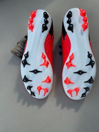 Botas Fútbol Nike Phantom GX Academy AG TALLA 42